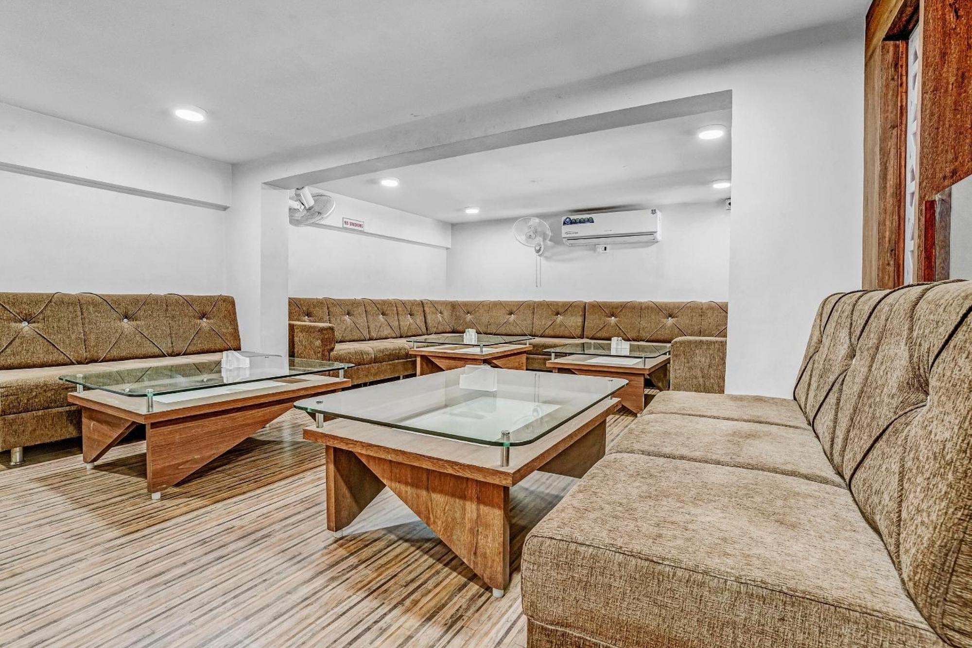 Super Hotel O Homely Stay Аурангабад Екстериор снимка
